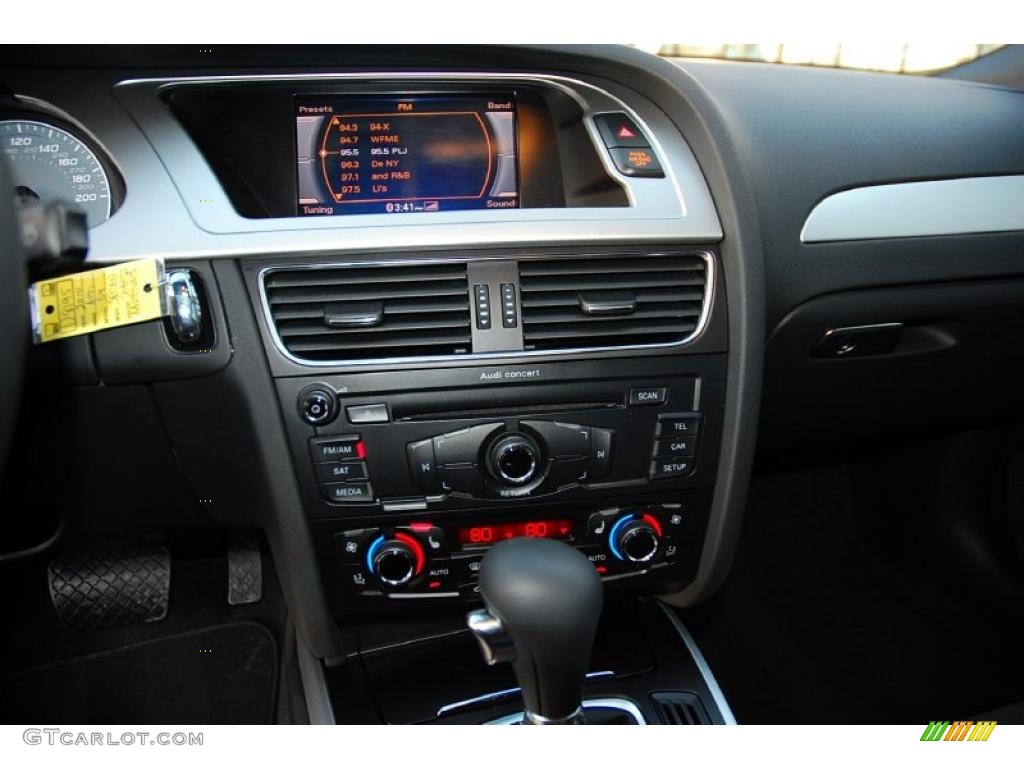 2010 Audi S4 3.0 quattro Sedan Controls Photo #41650535