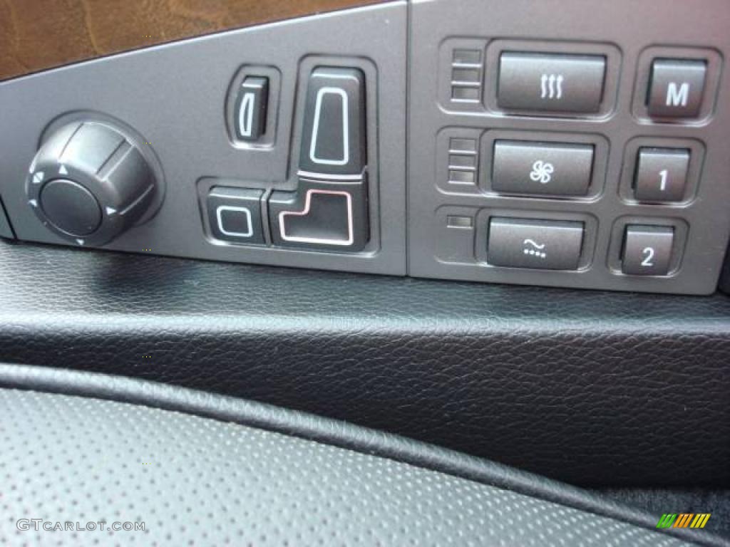 2005 BMW 7 Series 745i Sedan Controls Photo #41651503