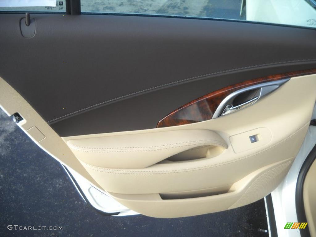 2011 Buick LaCrosse CXL AWD Cocoa/Cashmere Door Panel Photo #41652395