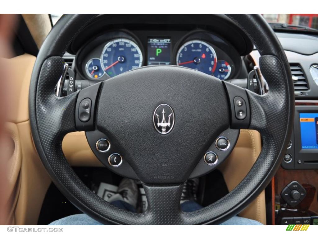 2007 Maserati Quattroporte Sport GT Beige Steering Wheel Photo #41654591