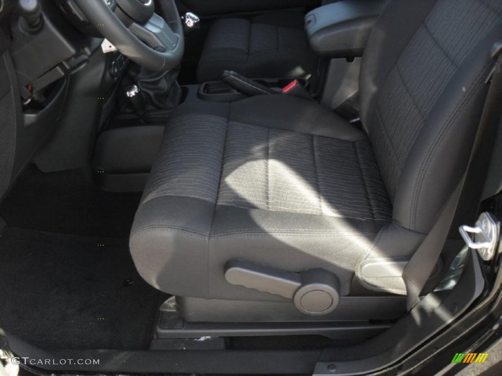2011 Wrangler Sport S 4x4 - Black / Black photo #8