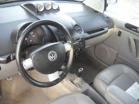2000 volkswagen beetle interior. 2000 Volkswagen New Beetle GLX