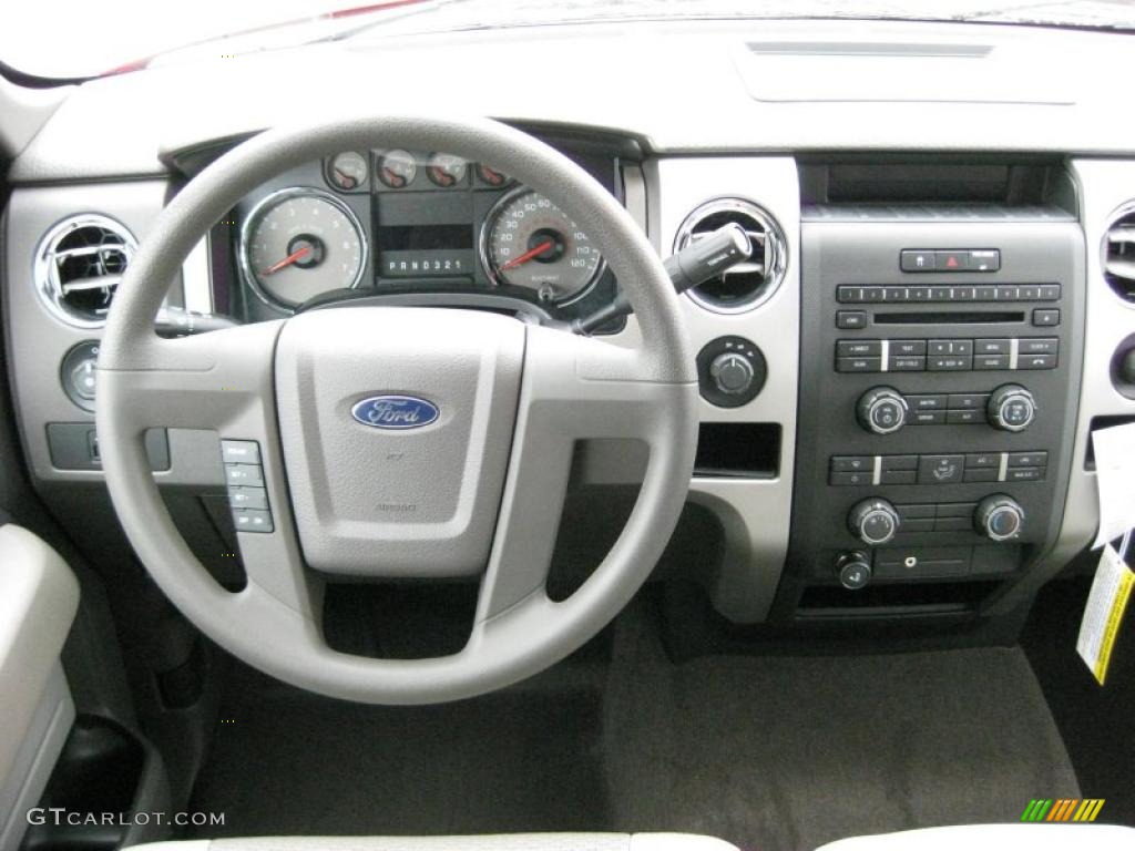 2010 F150 XLT SuperCrew 4x4 - Vermillion Red / Medium Stone photo #25