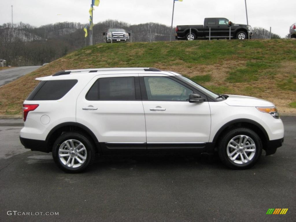 White Platinum Tri-Coat 2011 Ford Explorer XLT 4WD Exterior Photo #41663627
