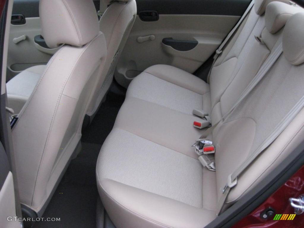 Beige Interior 2011 Hyundai Accent GLS 4 Door Photo #41664835