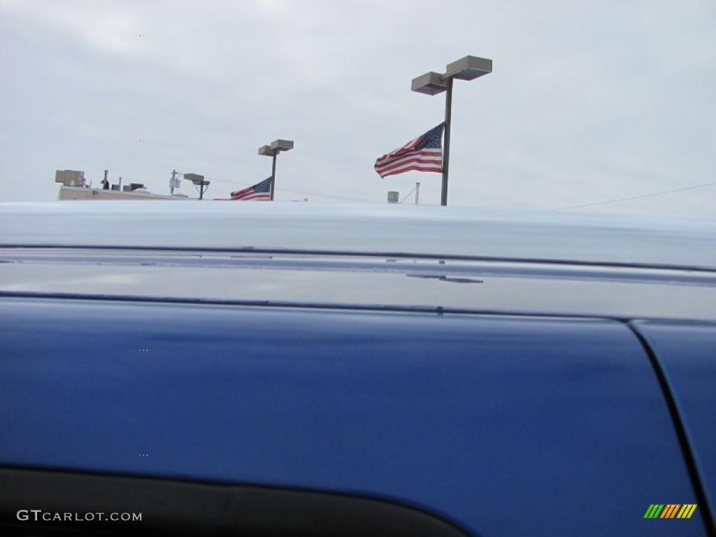 2006 HHR LT - Daytona Blue Metallic / Gray photo #9