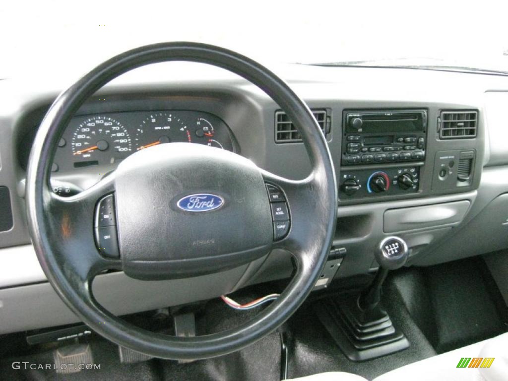 2004 Ford F250 Super Duty XLT Regular Cab 4x4 Medium Flint Dashboard Photo #41666872