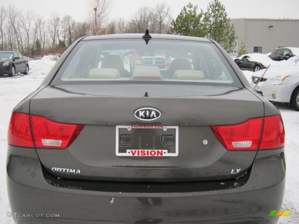 2010 Optima LX - Metal Bronze / Beige photo #14