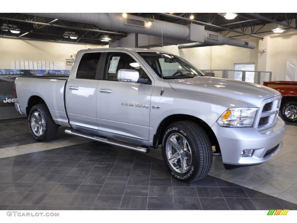 Bright Silver Metallic 2011 Dodge Ram 1500 Sport Quad Cab 4x4 Exterior Photo #41675665