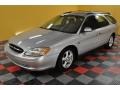 2001 Silver Frost Metallic Ford Taurus SE  photo #2