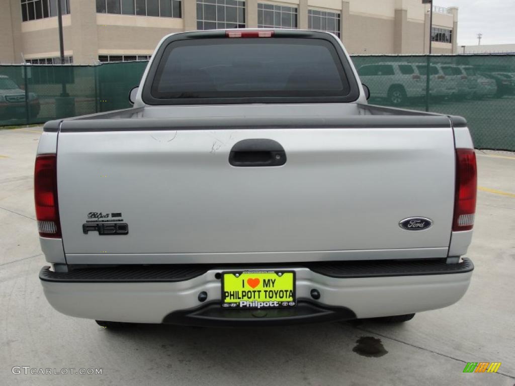 2002 F150 XL Regular Cab - Silver Metallic / Medium Graphite photo #4