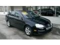 Black - Jetta SE Sedan Photo No. 2