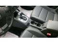 Black - Jetta SE Sedan Photo No. 11
