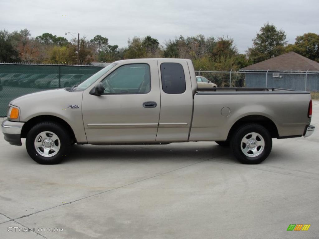 2004 F150 XLT Heritage SuperCab - Arizona Beige Metallic / Heritage Medium Parchment photo #6