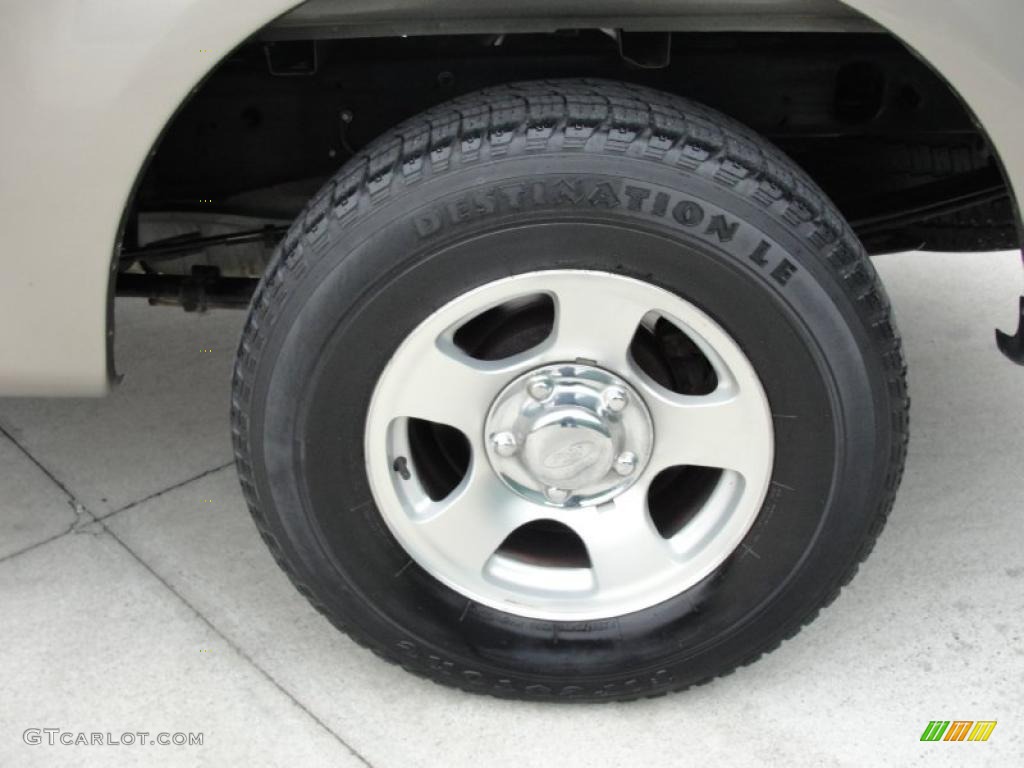 2004 F150 XLT Heritage SuperCab - Arizona Beige Metallic / Heritage Medium Parchment photo #13
