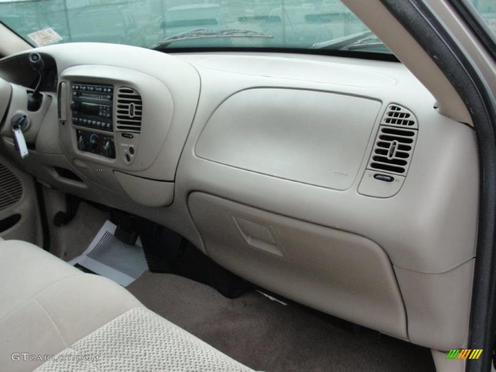 2004 Ford F150 XLT Heritage SuperCab Heritage Medium Parchment Dashboard Photo #41680029