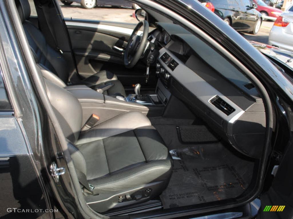 Black Interior 2008 BMW M5 Sedan Photo #41684761