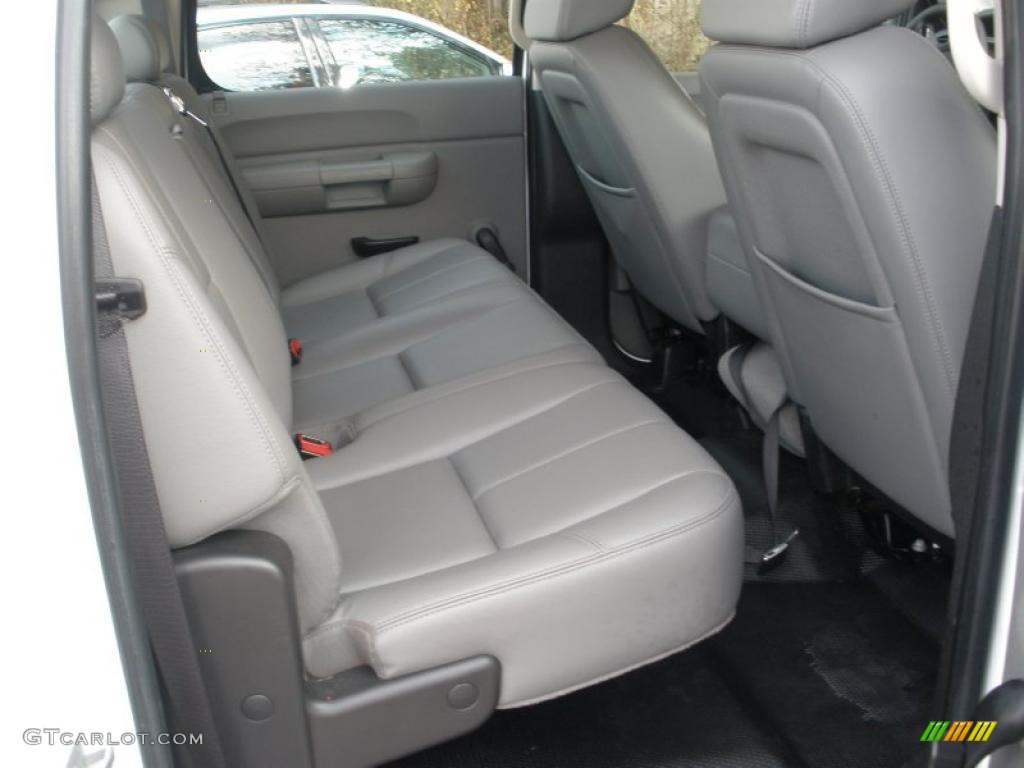 Light Titanium/Dark Titanium Interior 2007 Chevrolet Silverado 2500HD LT Crew Cab 4x4 Photo #41685125