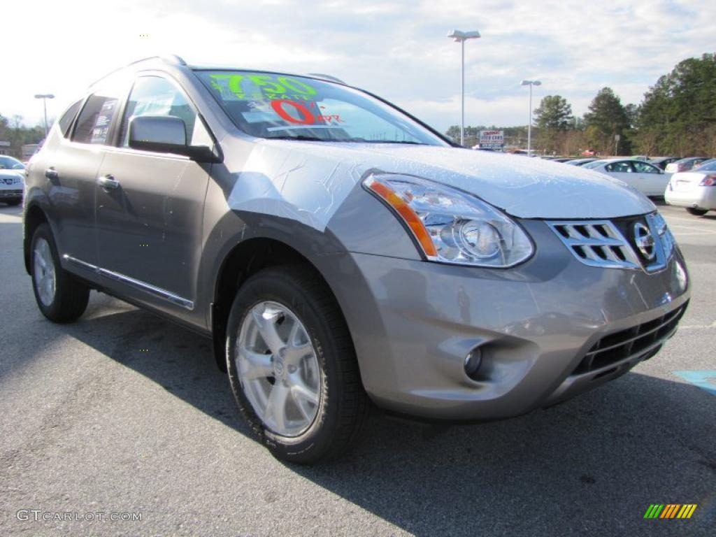 2011 Rogue SV - Platinum Graphite / Black photo #6