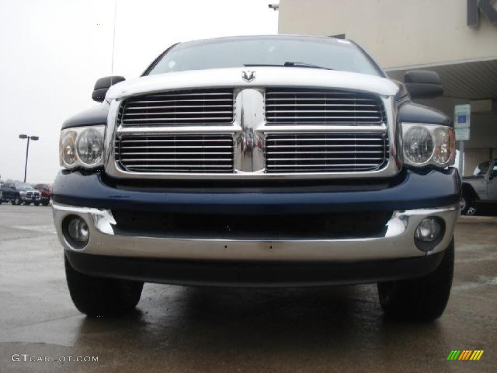 2005 Ram 1500 Laramie Quad Cab 4x4 - Patriot Blue Pearl / Dark Slate Gray photo #8