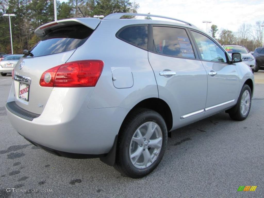 2011 Rogue SV - Silver Ice Metallic / Black photo #5