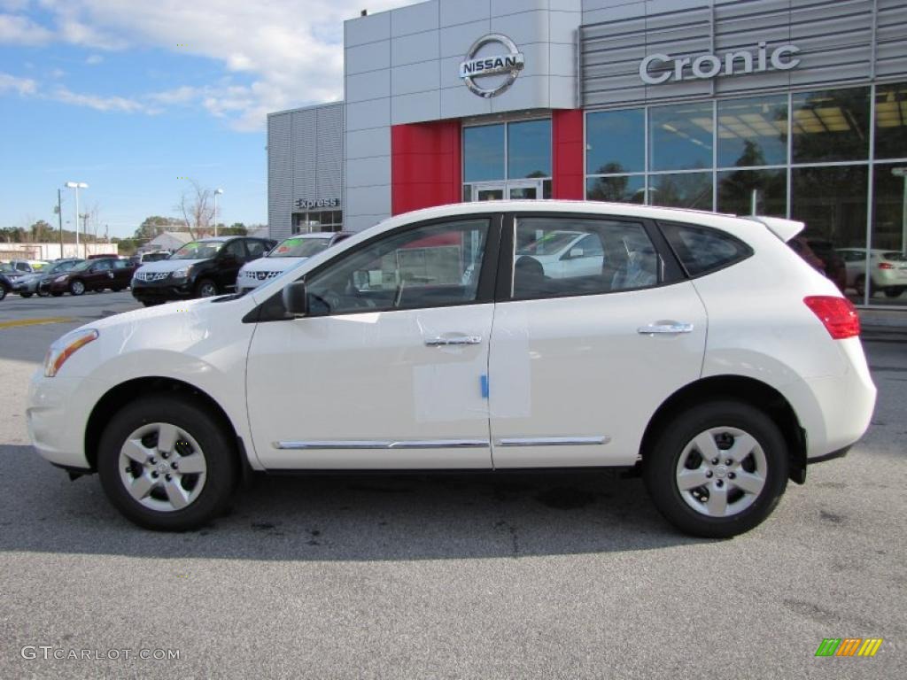 2011 Rogue S - Pearl White / Black photo #2