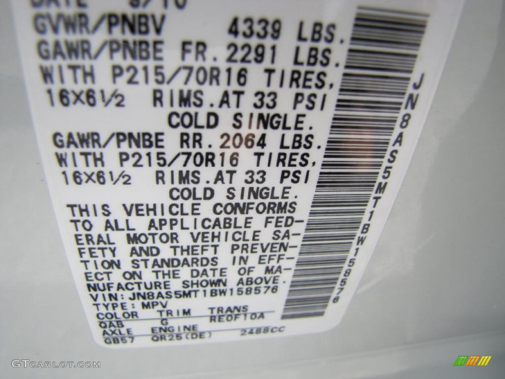 2011 Rogue S - Pearl White / Black photo #15