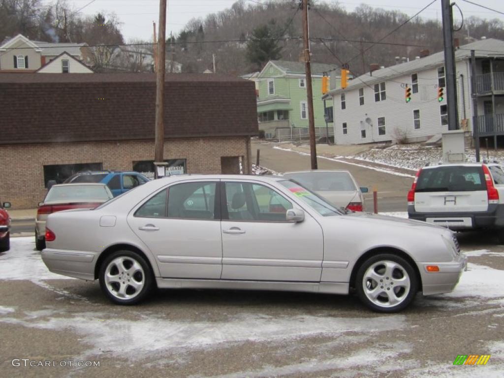 Brilliant Silver Metallic 2002 Mercedes-Benz E 320 4Matic Sedan Exterior Photo #41694202