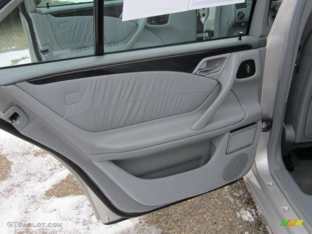 2002 Mercedes-Benz E 320 4Matic Sedan Ash Door Panel Photo #41694326