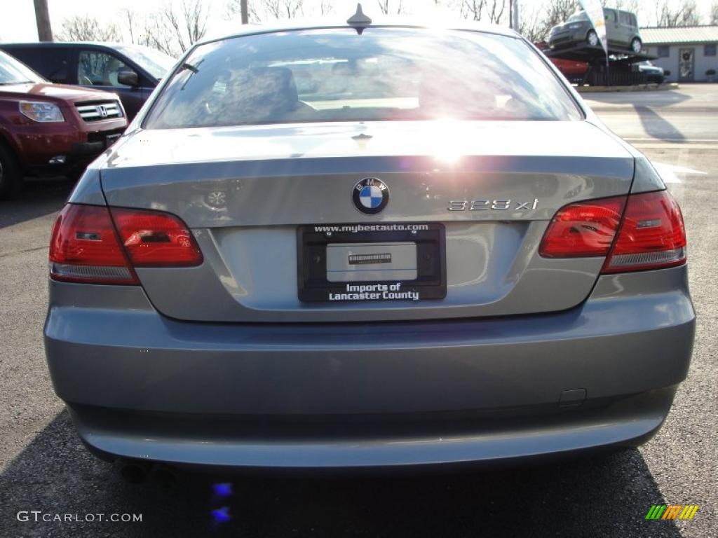 2007 3 Series 328xi Coupe - Arctic Metallic / Black photo #5