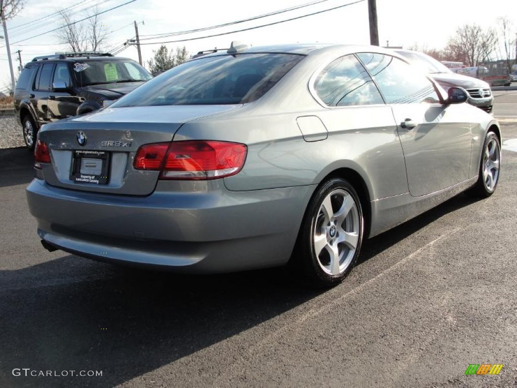 2007 3 Series 328xi Coupe - Arctic Metallic / Black photo #6
