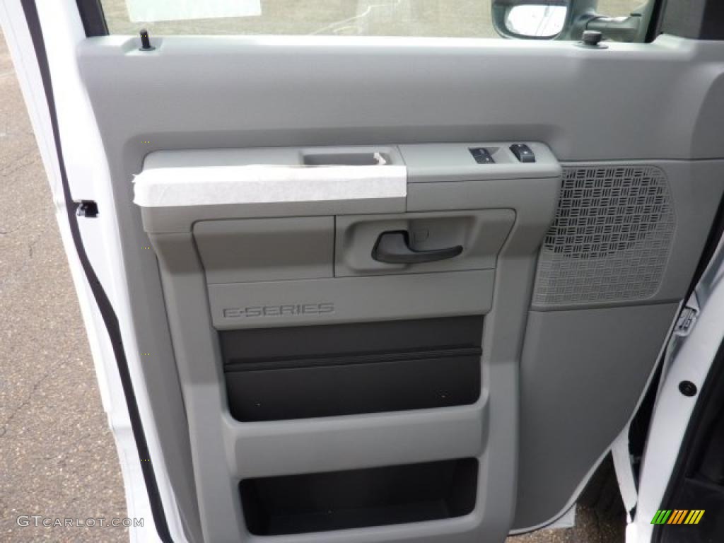2011 Ford E Series Van E350 XL Extended Utility Medium Flint Door Panel Photo #41695969