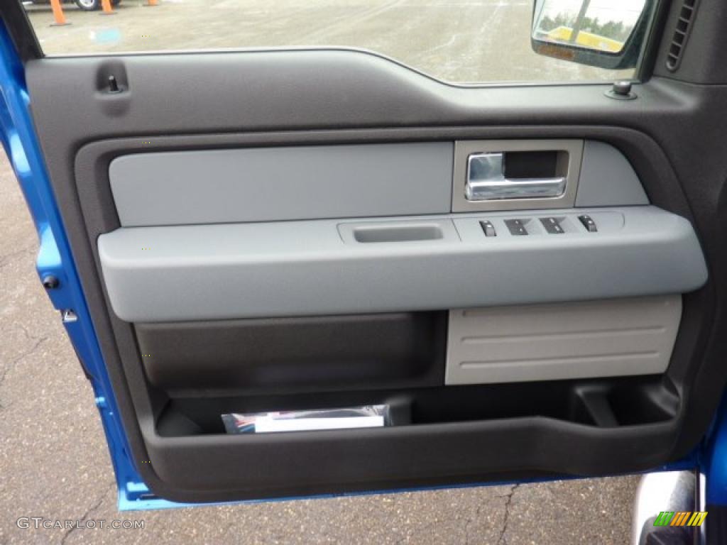 2011 Ford F150 XLT SuperCab 4x4 Steel Gray Door Panel Photo #41696129