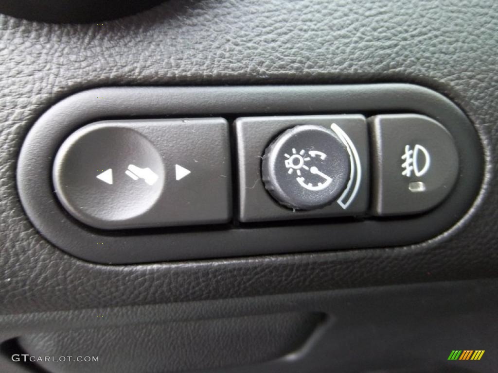 2008 G6 GT Convertible - Performance Red Metallic / Ebony Black photo #18