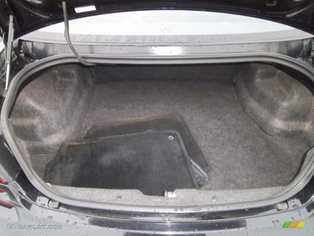 2003 Dodge Stratus SE Sedan Trunk Photos