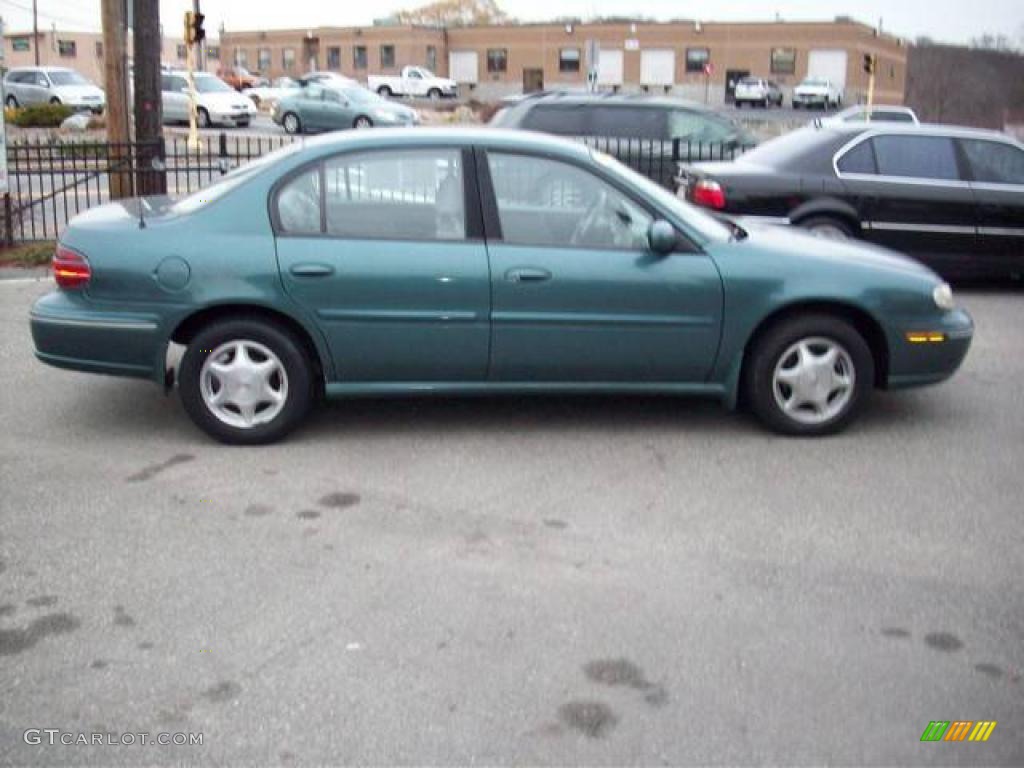 1998 Cutlass GLS - Medium Green Metallic / Gray photo #6