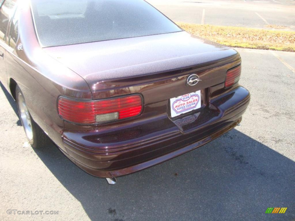 1996 Impala SS - Dark Cherry Metallic / Gray photo #11