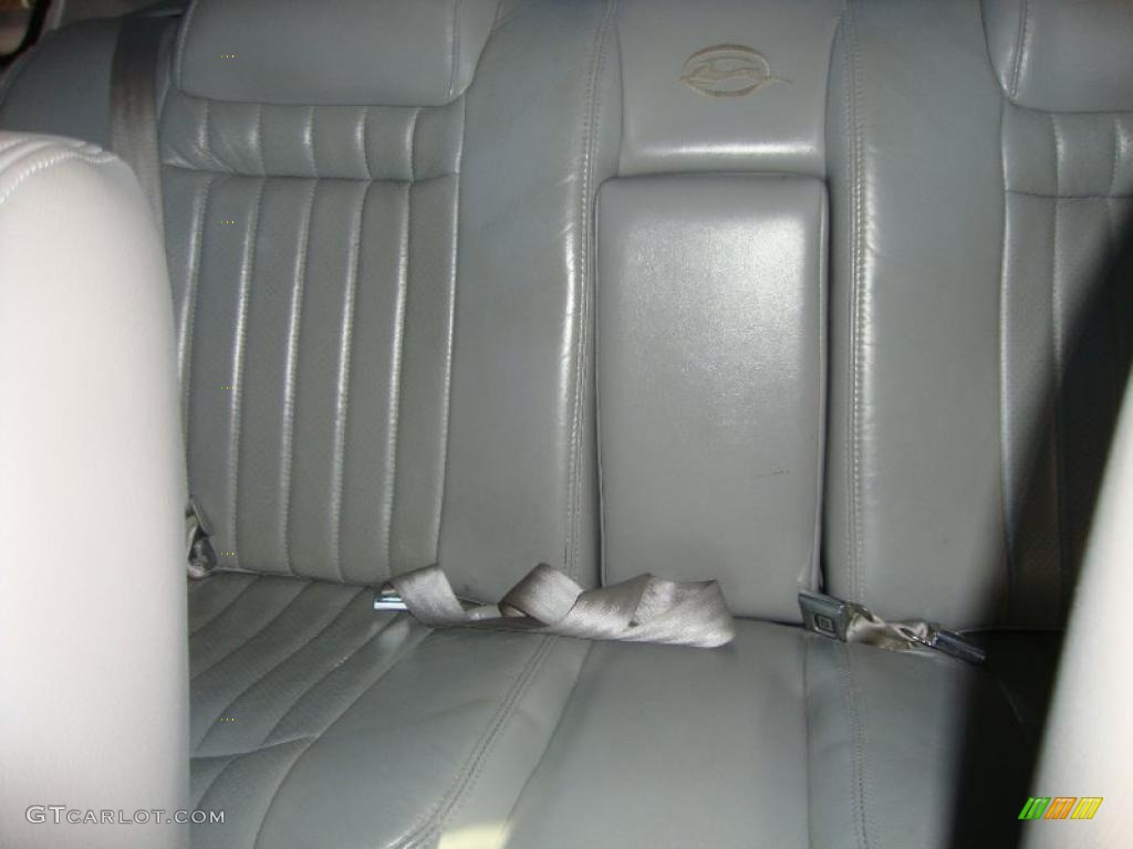 Gray Interior 1996 Chevrolet Impala SS Photo #41699527