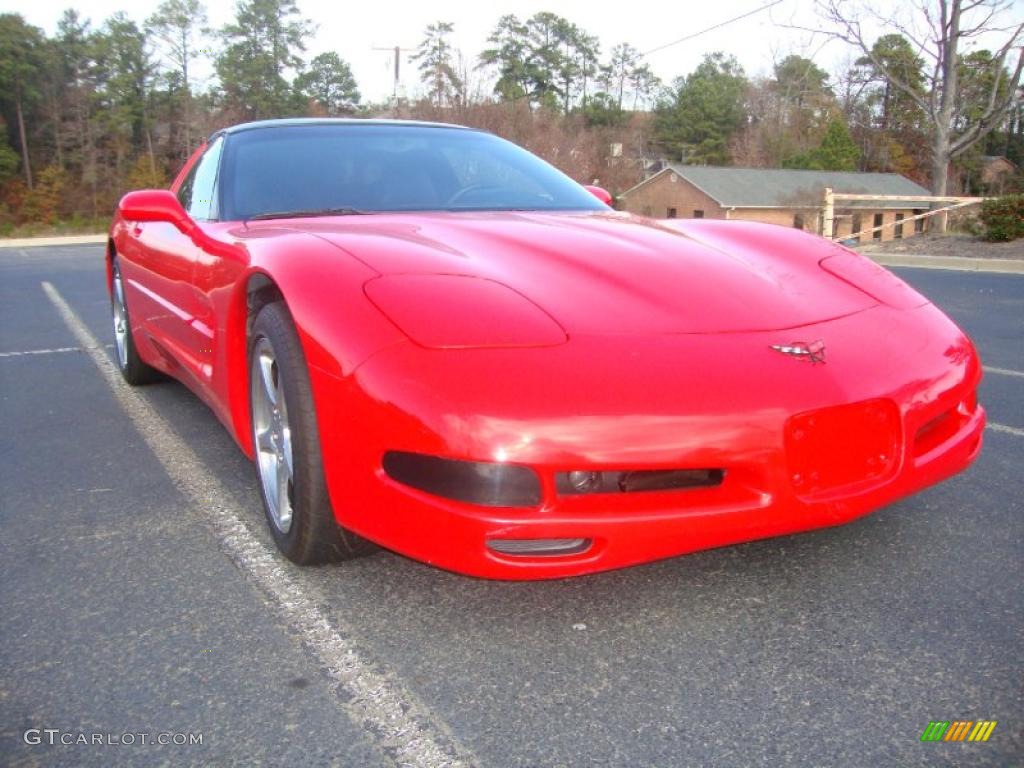 Torch Red 2002 Chevrolet Corvette Coupe Exterior Photo #41699575