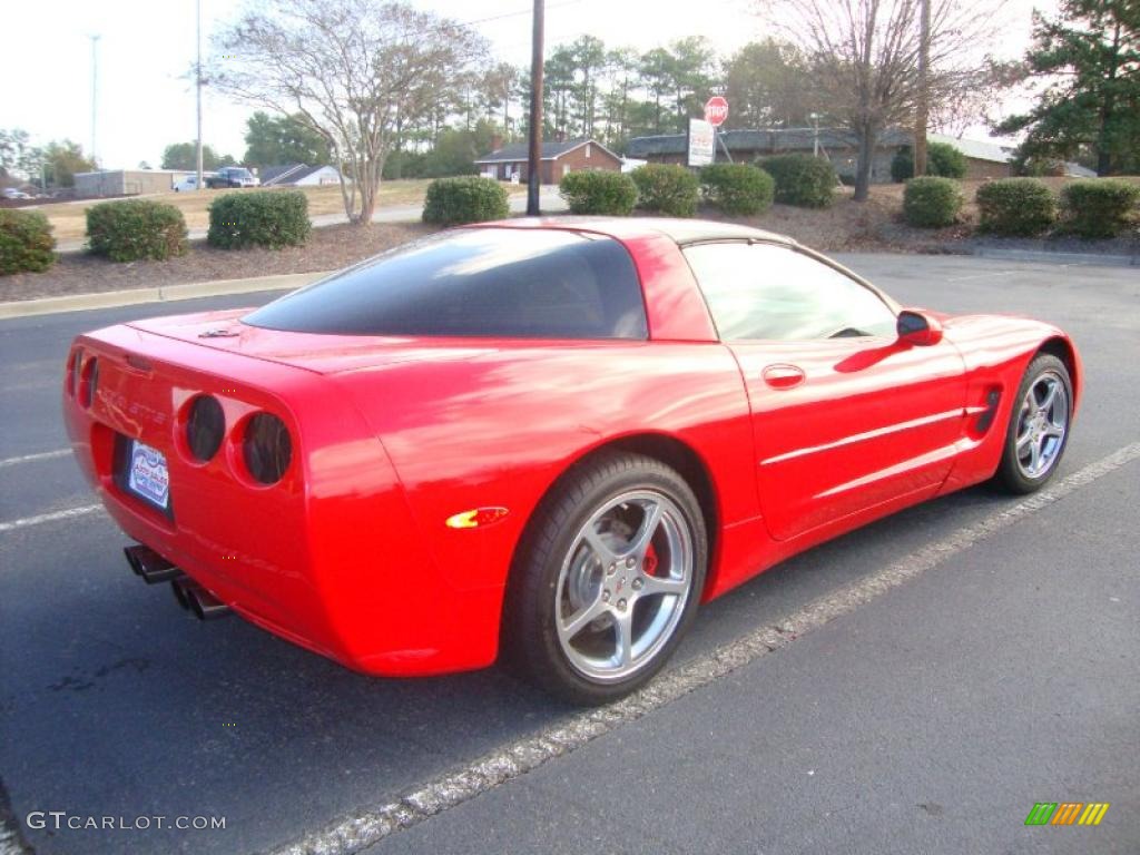 Torch Red 2002 Chevrolet Corvette Coupe Exterior Photo #41699595