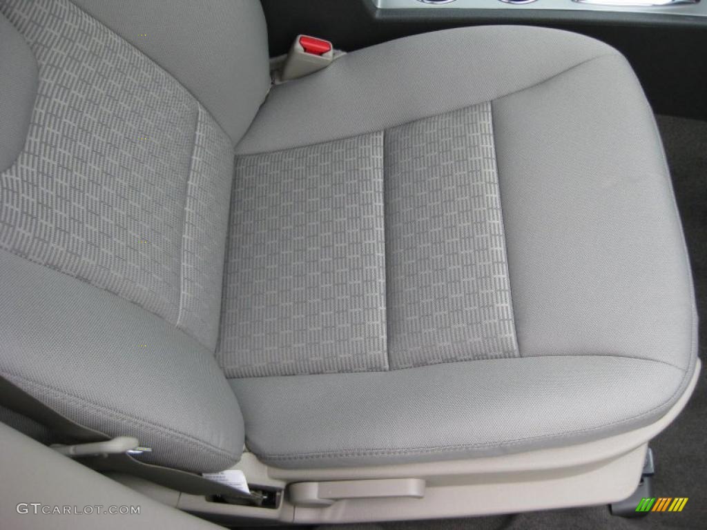 2011 Fusion SE - White Suede / Medium Light Stone photo #19