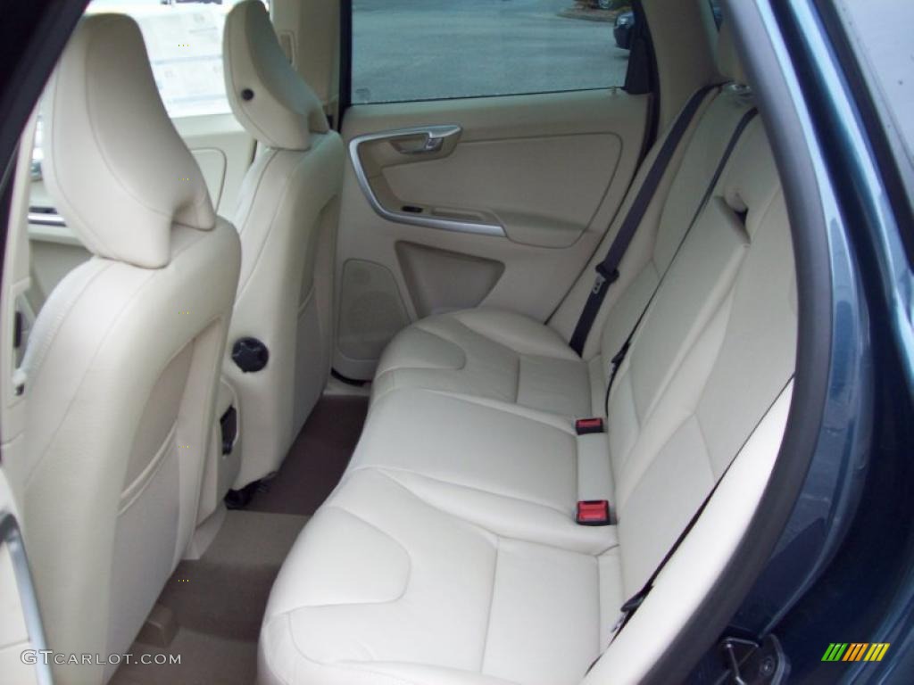 Sandstone Beige Interior 2011 Volvo XC60 3.2 Photo #41701998