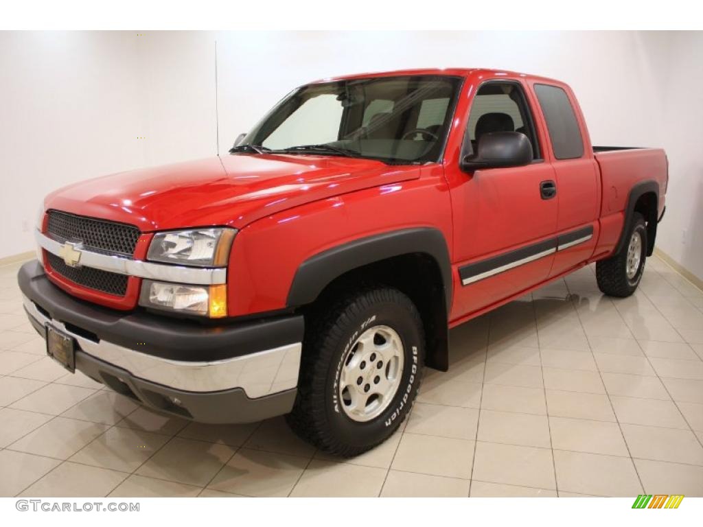 2004 Silverado 1500 Z71 Extended Cab 4x4 - Victory Red / Dark Charcoal photo #3