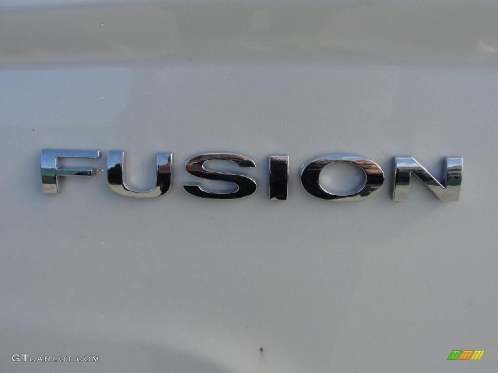 2011 Fusion SE - White Platinum Tri-Coat / Camel photo #14