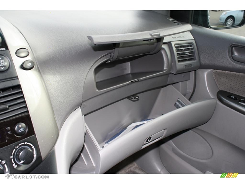 2008 Sienna LE - Slate Metallic / Stone photo #26