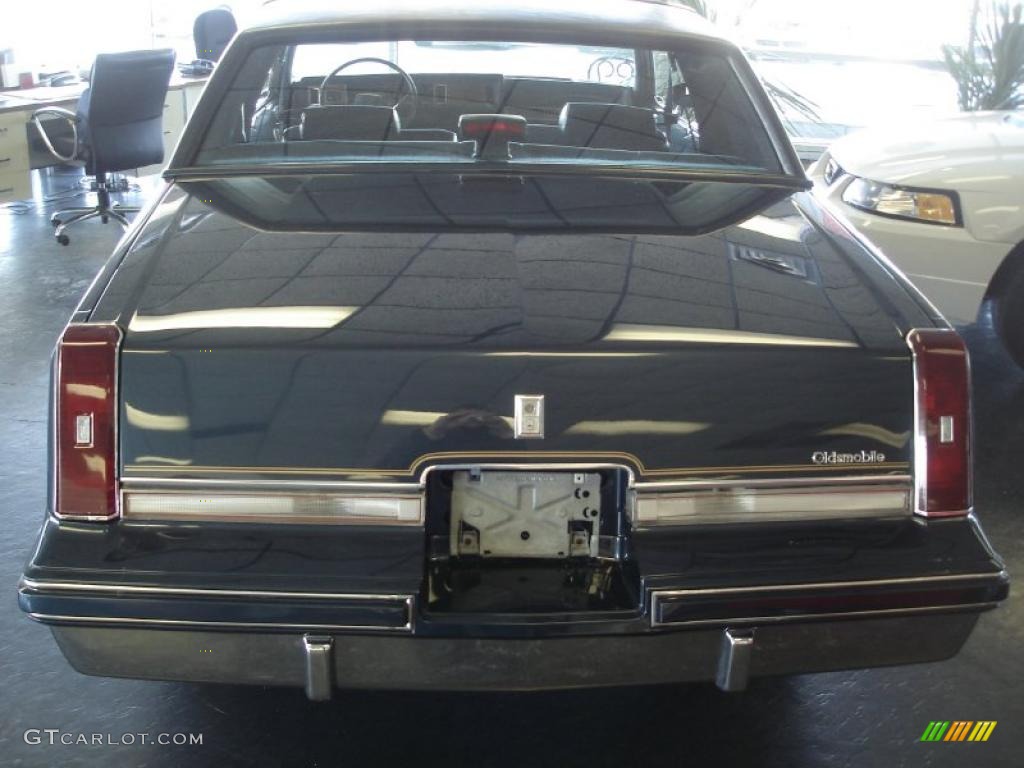 1986 Cutlass Supreme Coupe - Dark Blue Metallic / Dark Blue photo #4