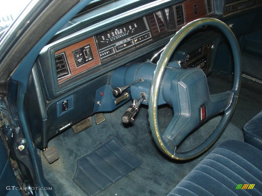 1986 Oldsmobile Cutlass Supreme Coupe Steering Wheel Photos