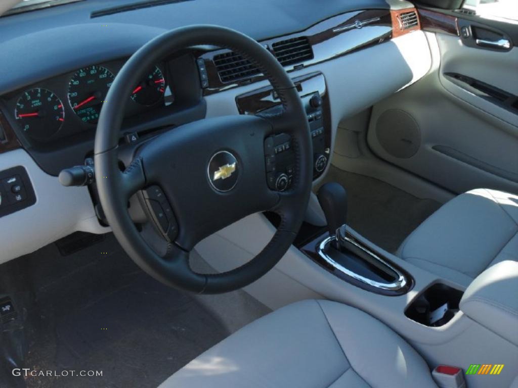 2011 Impala LT - Summit White / Gray photo #25
