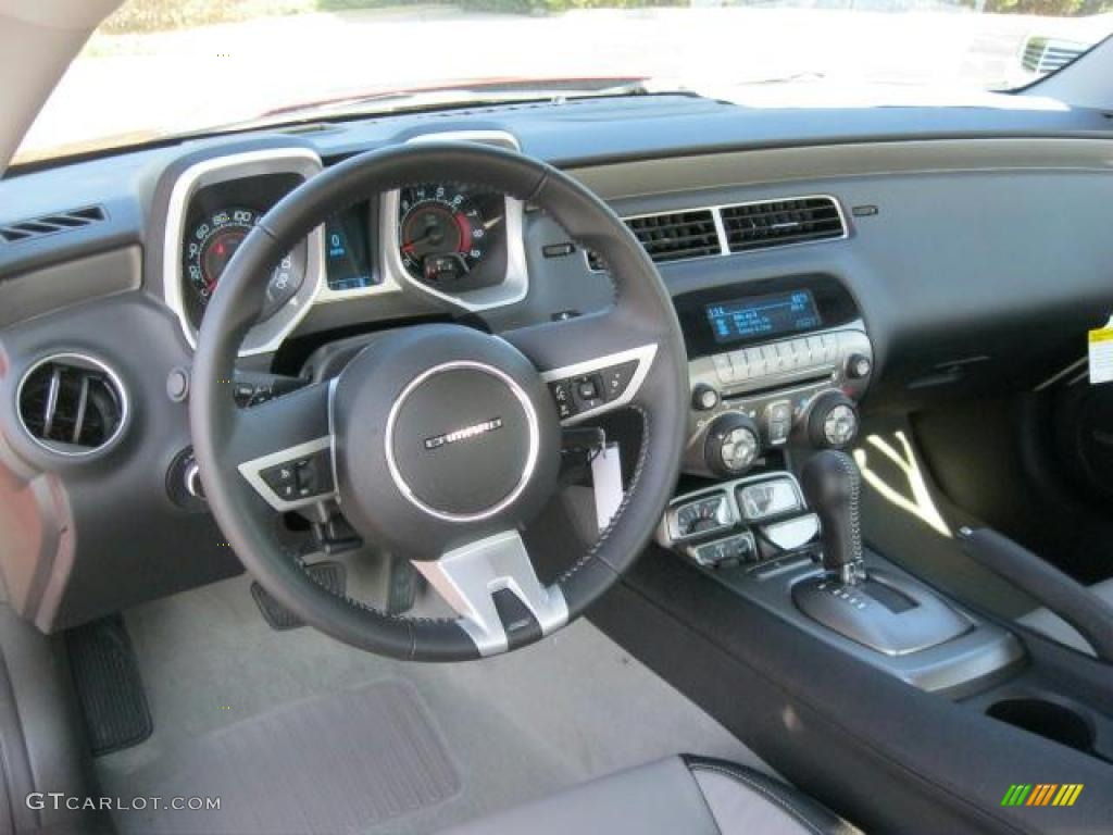 2011 Chevrolet Camaro SS Coupe Gray Dashboard Photo #41714098