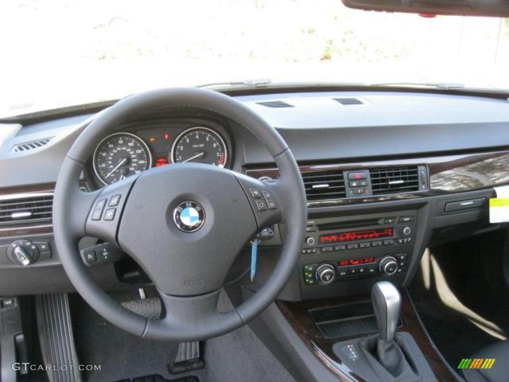 2011 3 Series 335i Sedan - Black Sapphire Metallic / Black photo #8